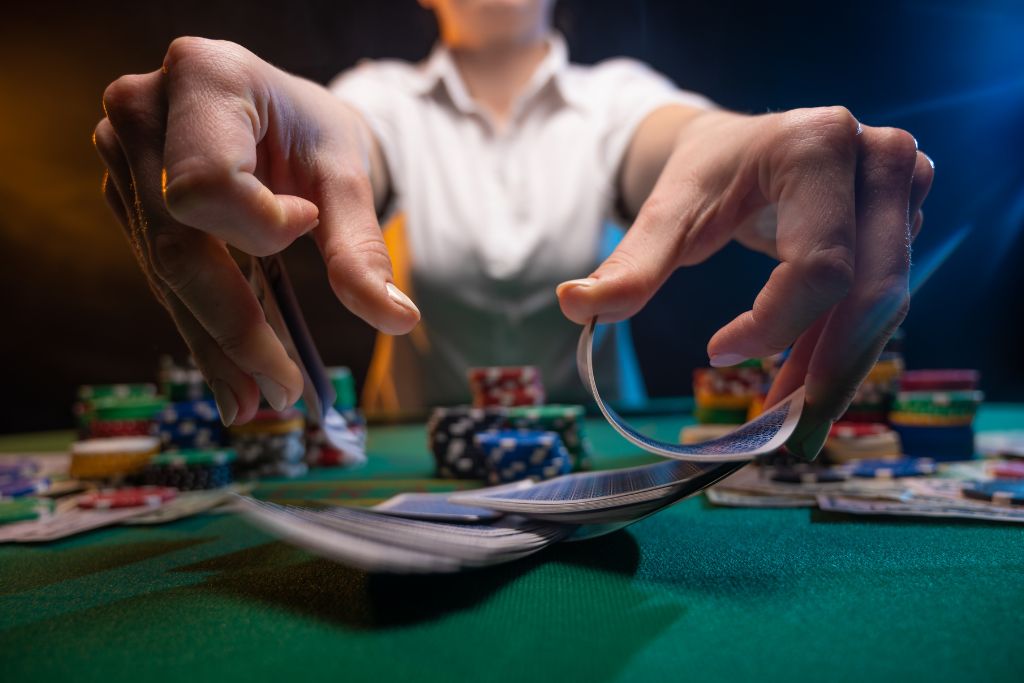 Guide to the Best Online Poker Games in the US: Exploring Different Variants and Basic Rules